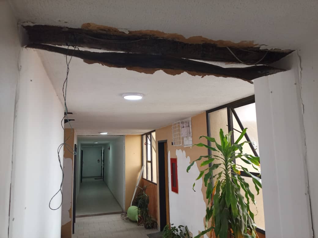 Ayuda para relocalizacion y salida de un edificio en situacion de riesgo.